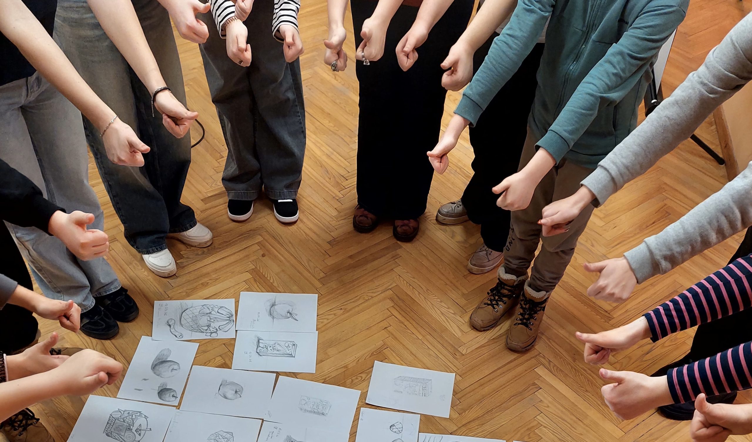 Centrā “Priedīte” notika “Saules skolas” studentu vadīta radošā nodarbība bērniem